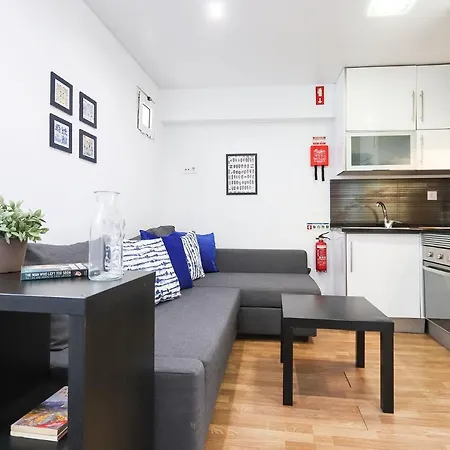 Santos Terrace By Homing